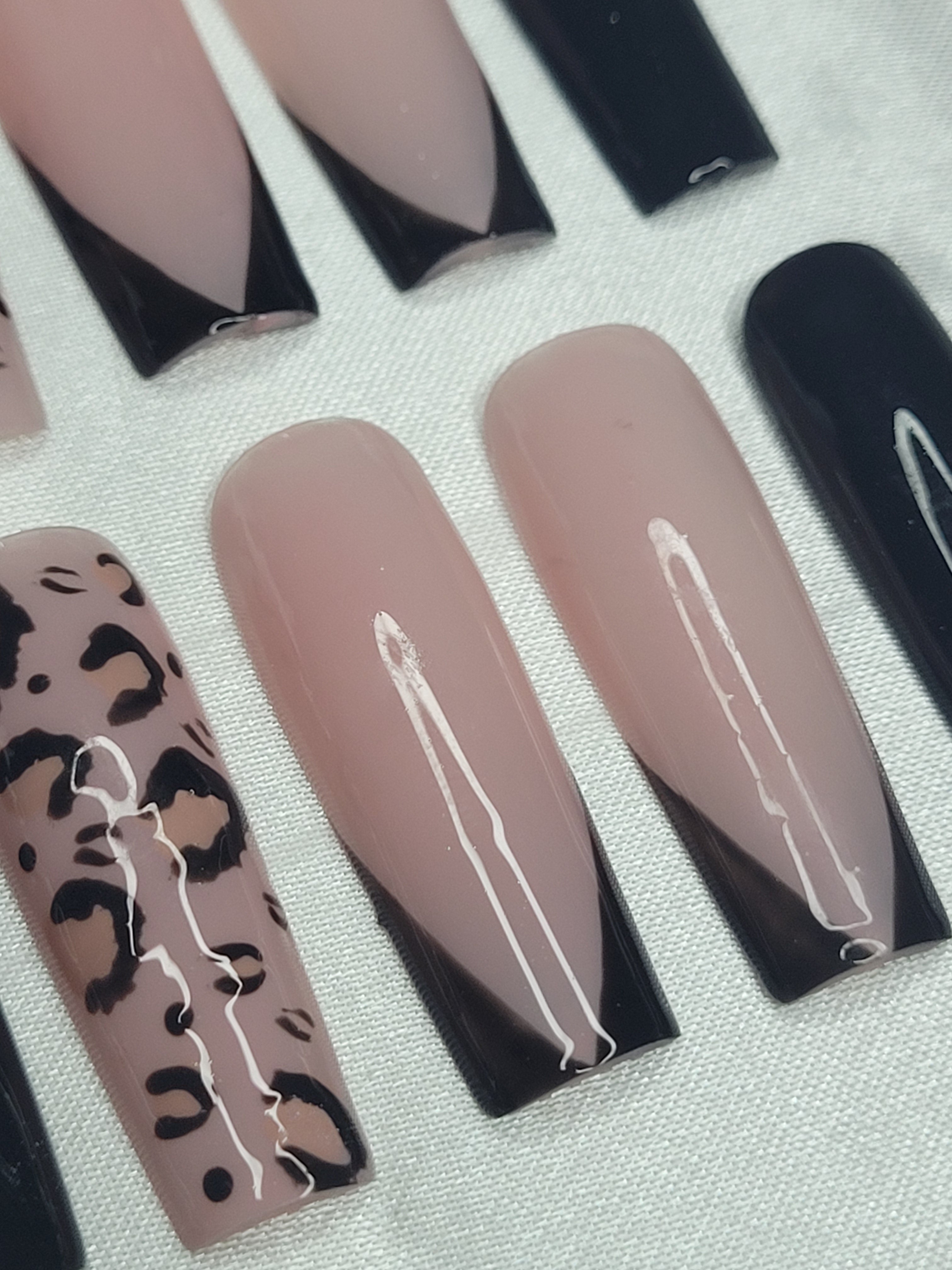 Glamour Press on Set