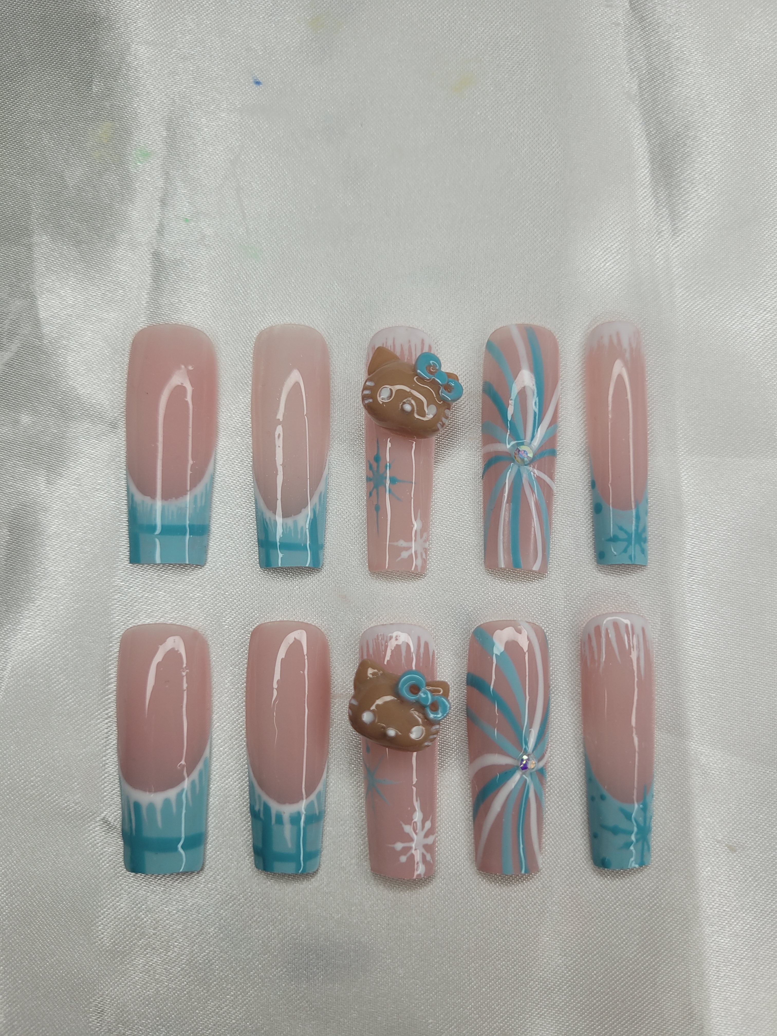 Winter Frost Gingerbread Charm Set ❄️💙